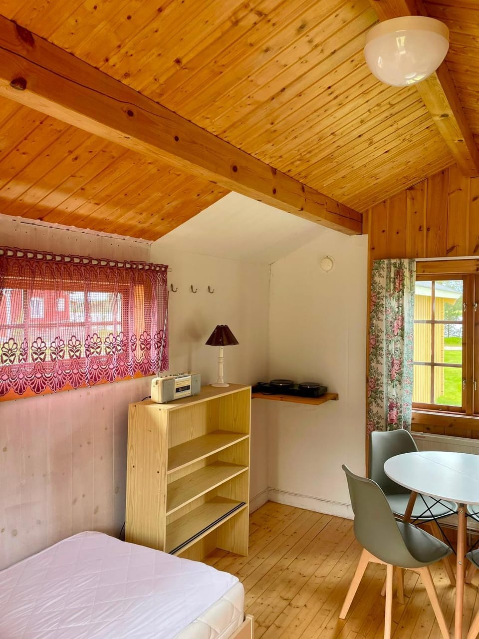 Campingstuga Cottage - Blattnicksele Camping Campground/ 
RV Resort in Nordland, Norway