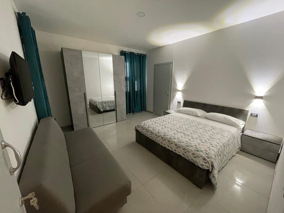 Bed, TV and multimedia