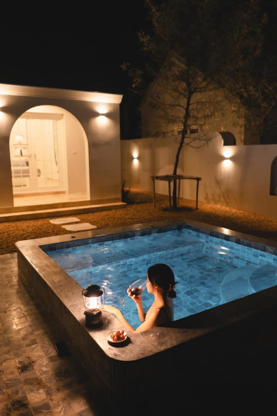 Hot Tub, Swimming pool