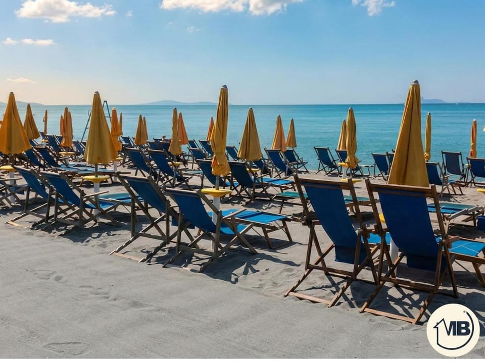 Le Dune Castiglione della Pescaia Exclusive Retreat Private Beach & Parking Air conditioning Apartment in Castiglione della Pescaia