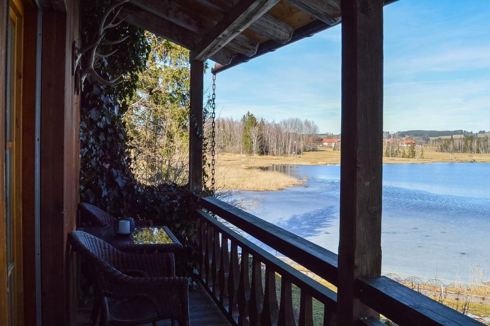 Balcony/Terrace, Lake view