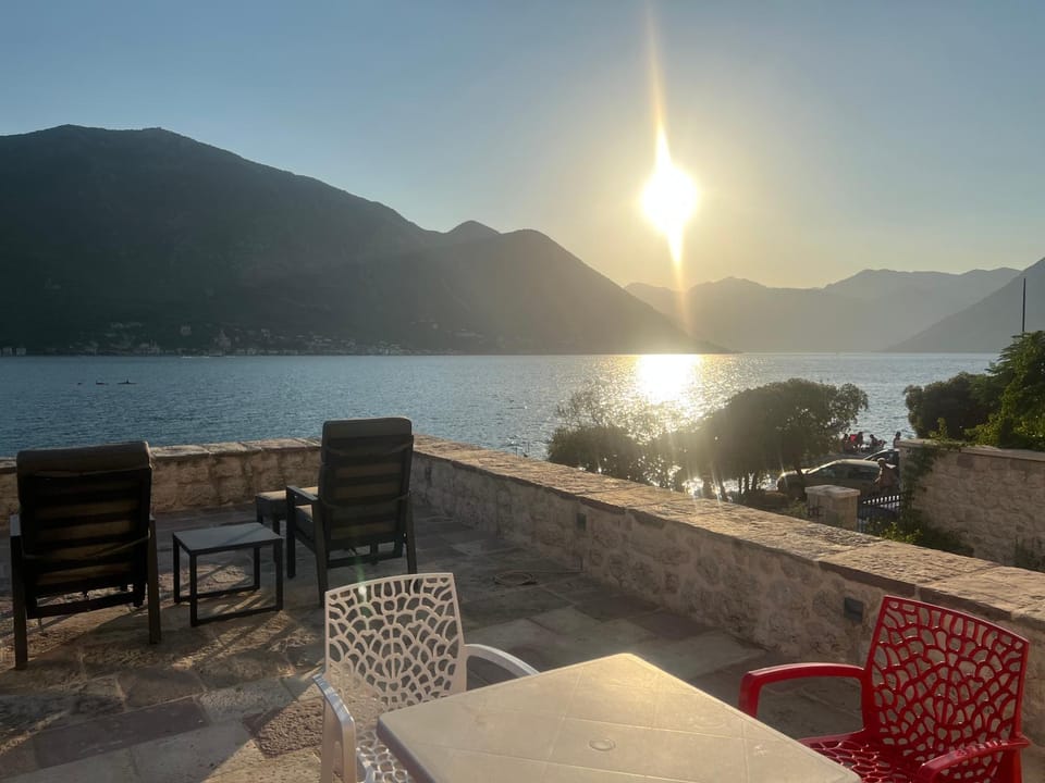 Patio, Balcony/Terrace, Seating area, Dining area, Sea view, Sunset, sunbed