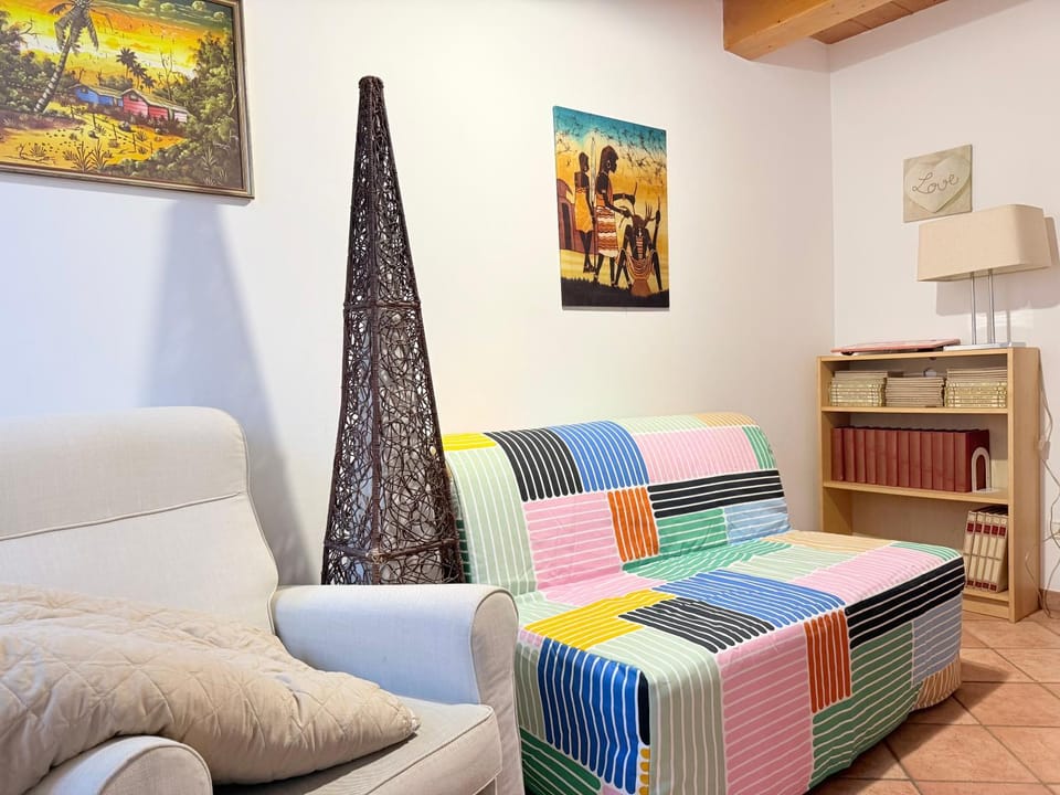 S360 - Sirolo, cielo terra con corte esterna Apartment in Sirolo