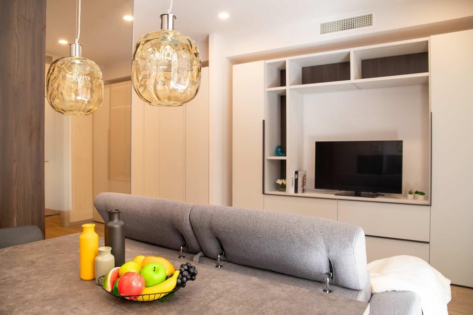 TV and multimedia, Kitchen or kitchenette, Living room