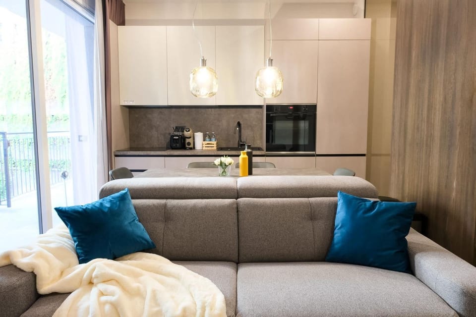 Kitchen or kitchenette, Living room, Seating area