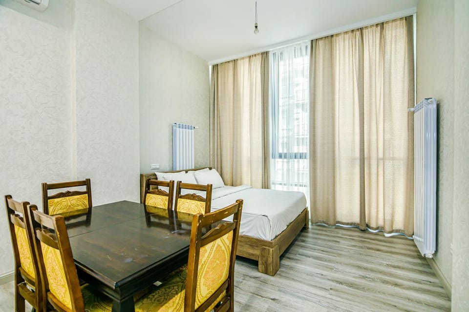 Baku Nizami Street 7 bedroom Apartment in Baku