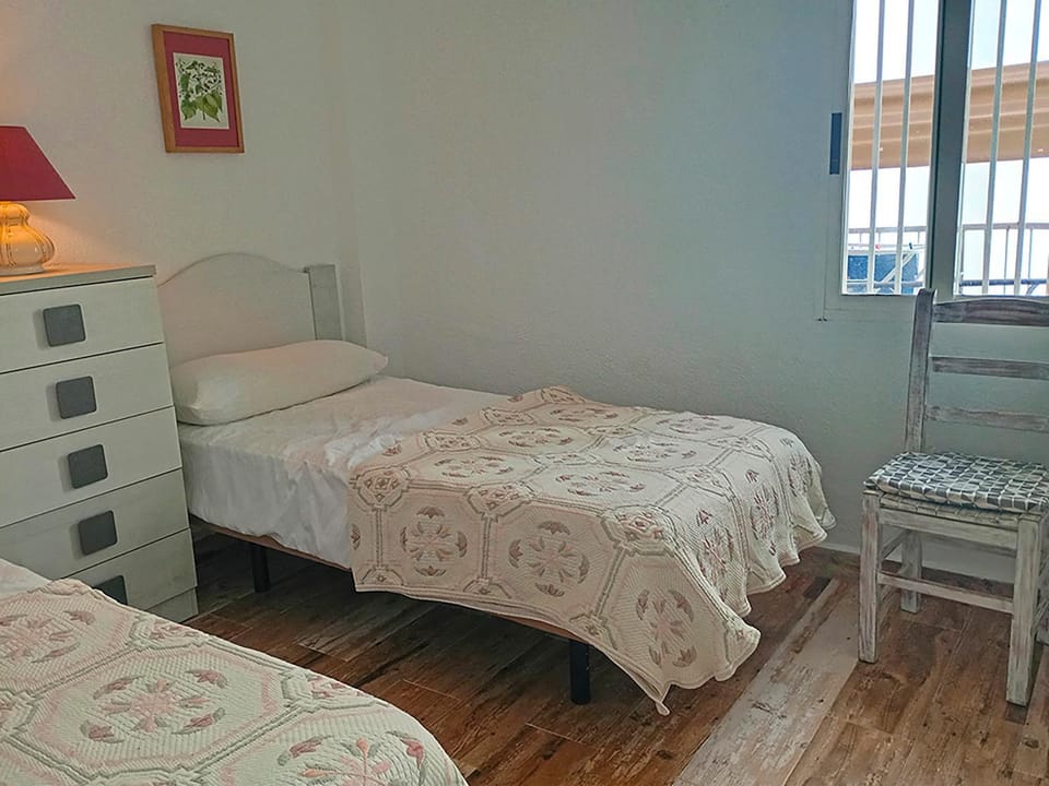 Shower, Spring, Bed, Activities, Winter, Summer, Balcony/Terrace, Photo of the whole room, Hiking, Animals, Animals, Animals, Bedroom, Autumn, Pets, Pets, Pets, Sea view, Sports, Entertainment, children, children, children, young children, young children, young children, older children, older children, older children, group of guests, group of guests, group of guests, cot, Family, Family, Family, heating, heating, pet friendly, pet friendly, elevator, air conditioner