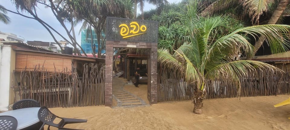 Option Beach Rooms mount Lavinia Bed and Breakfast in Dehiwala-Mount Lavinia