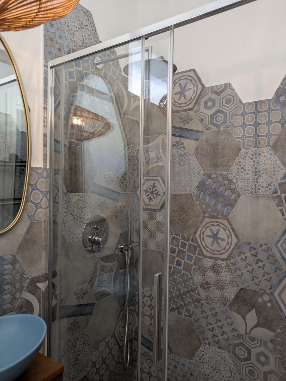 La porta dell'eden sopra Bed and Breakfast in Spotorno