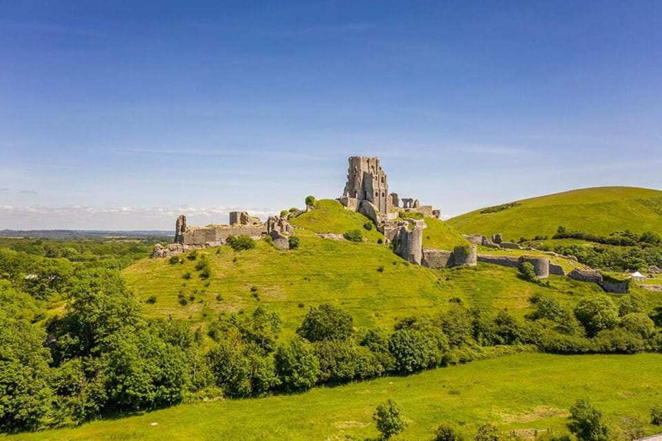 2 The Lookout - Stylish apartment with lift and parking Apartment in Swanage