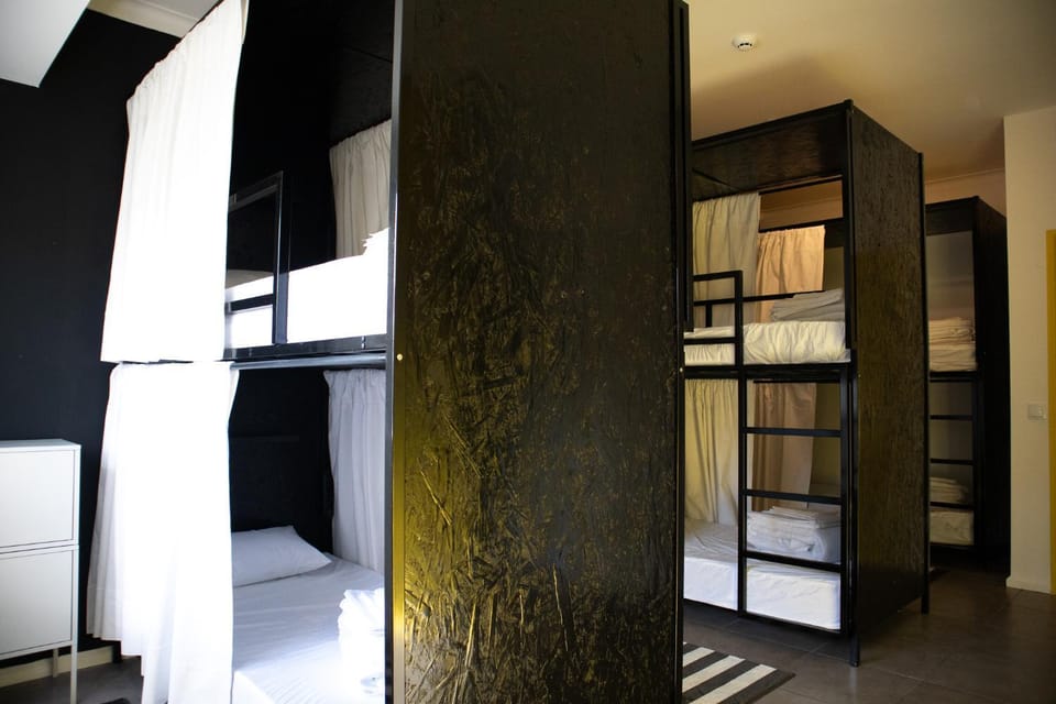 Bed, Photo of the whole room, Bedroom, bunk bed