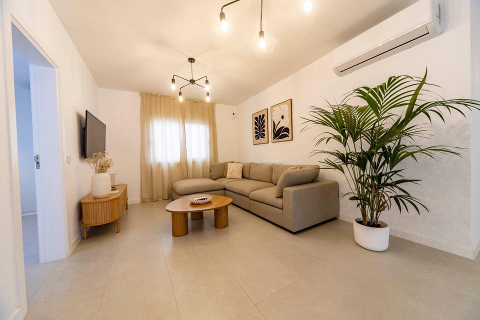 Casa Dara's Sea House in Isla de Lanzarote