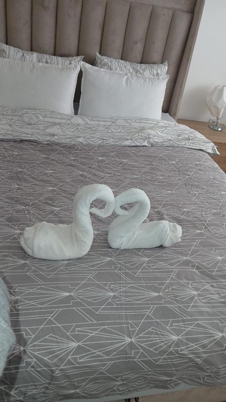 Le Confort Proche de l'Aéroport - Executive 260 Apartment in Casablanca-Settat