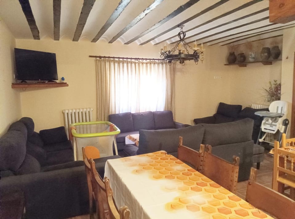 Communal lounge/ TV room, Living room