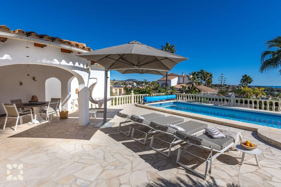 Property building, Patio, Day, View (from property/room), Balcony/Terrace, Pool view, Swimming pool, sunbed