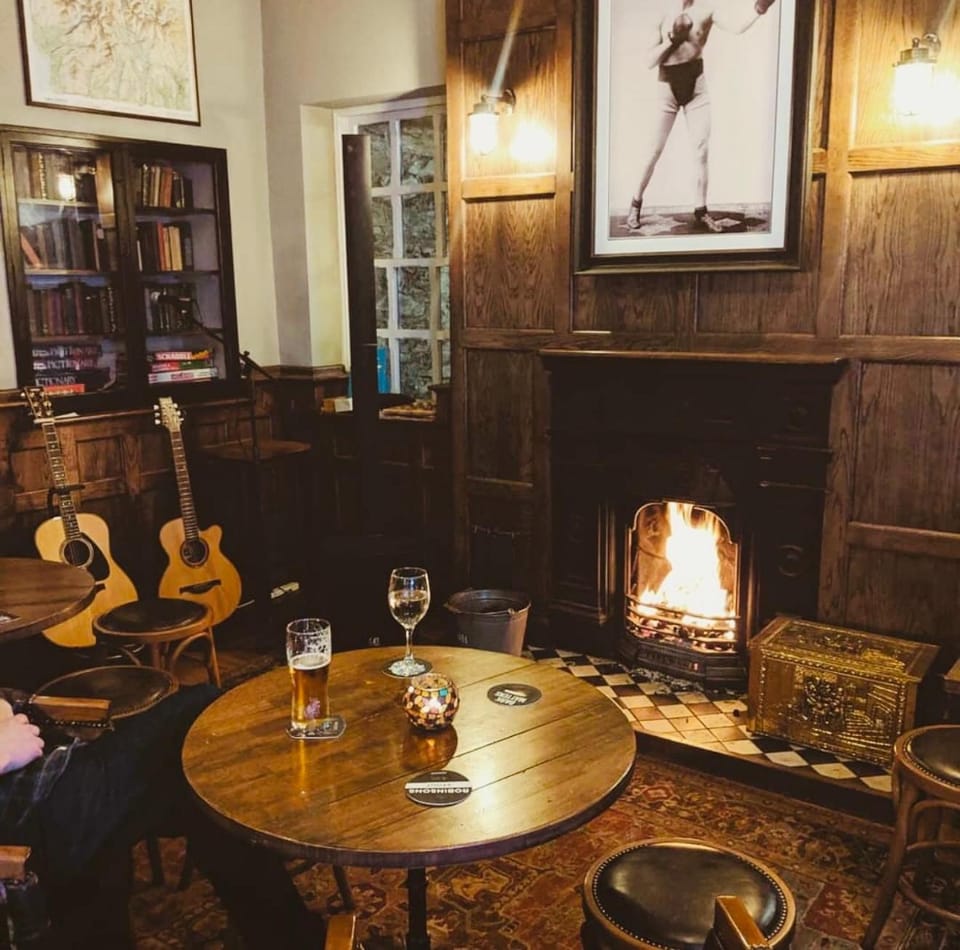 Lounge or bar