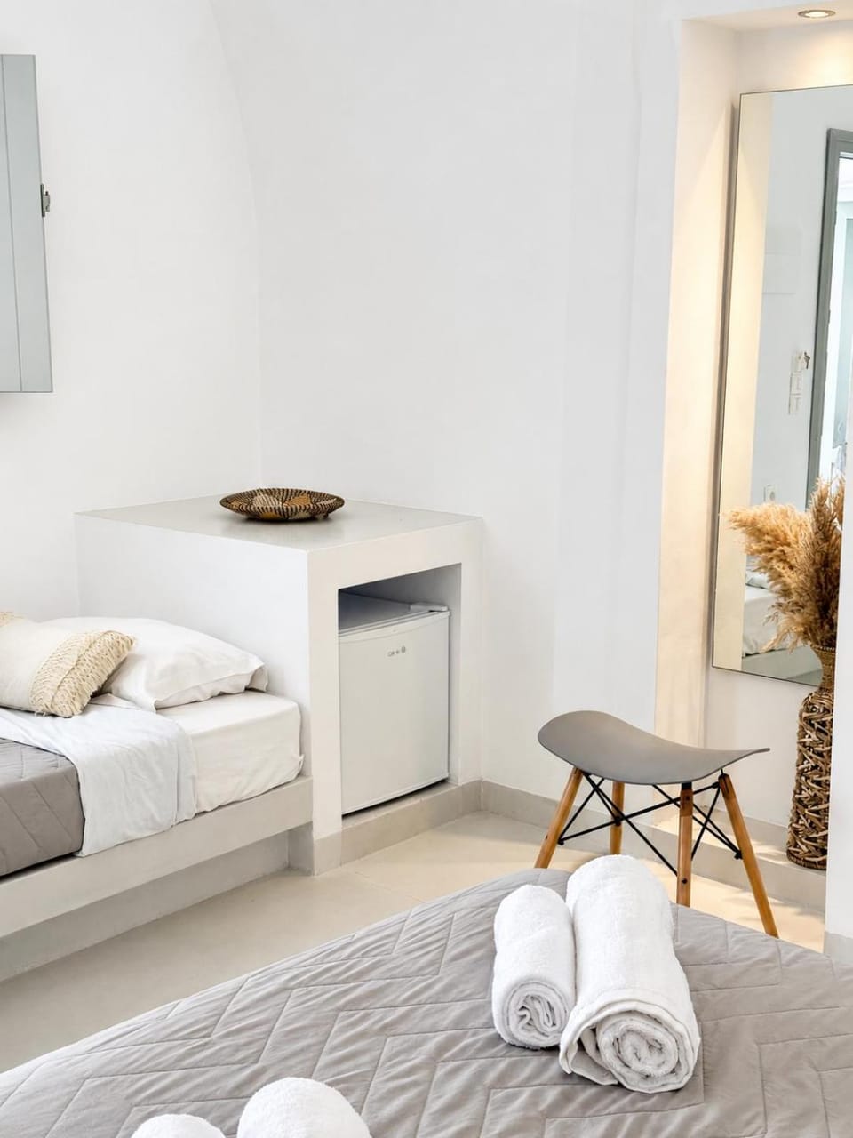 Fira Centrum White Hotel in Thera