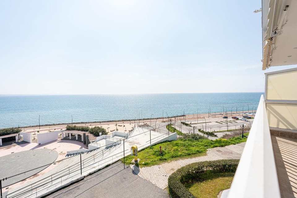 Natural landscape, View (from property/room), Balcony/Terrace, Sea view