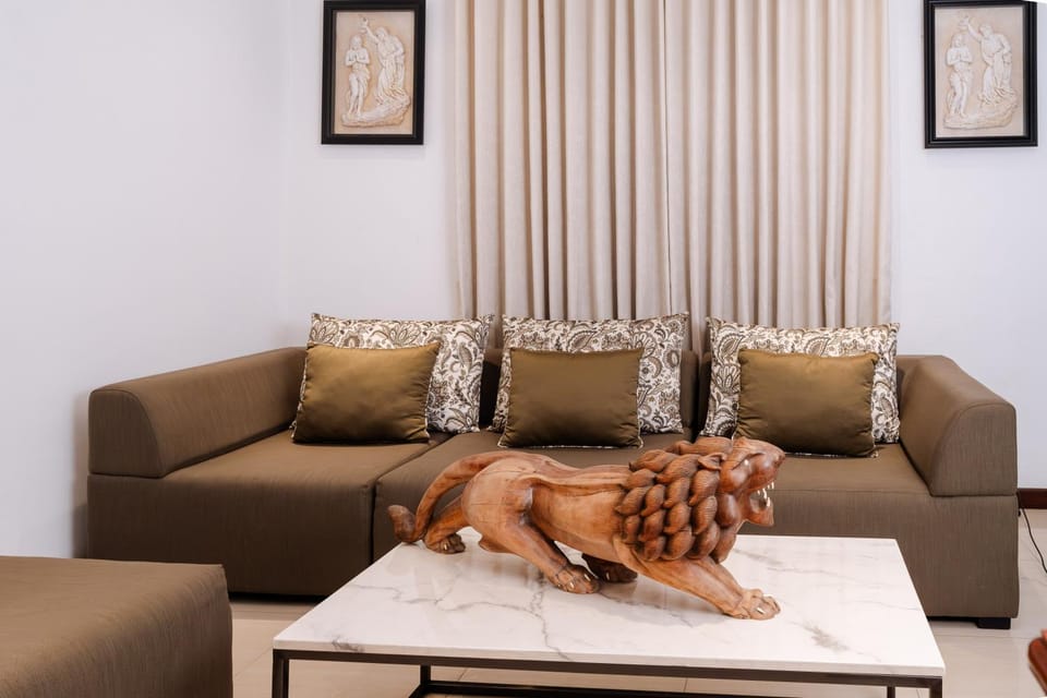 Property building, Internal: Not applicable to any particular room
