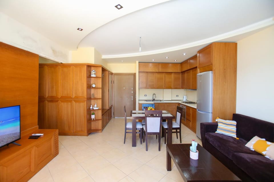 TV and multimedia, Coffee/tea facilities, Living room, Photo of the whole room, Dining area, kitchen, air conditioner