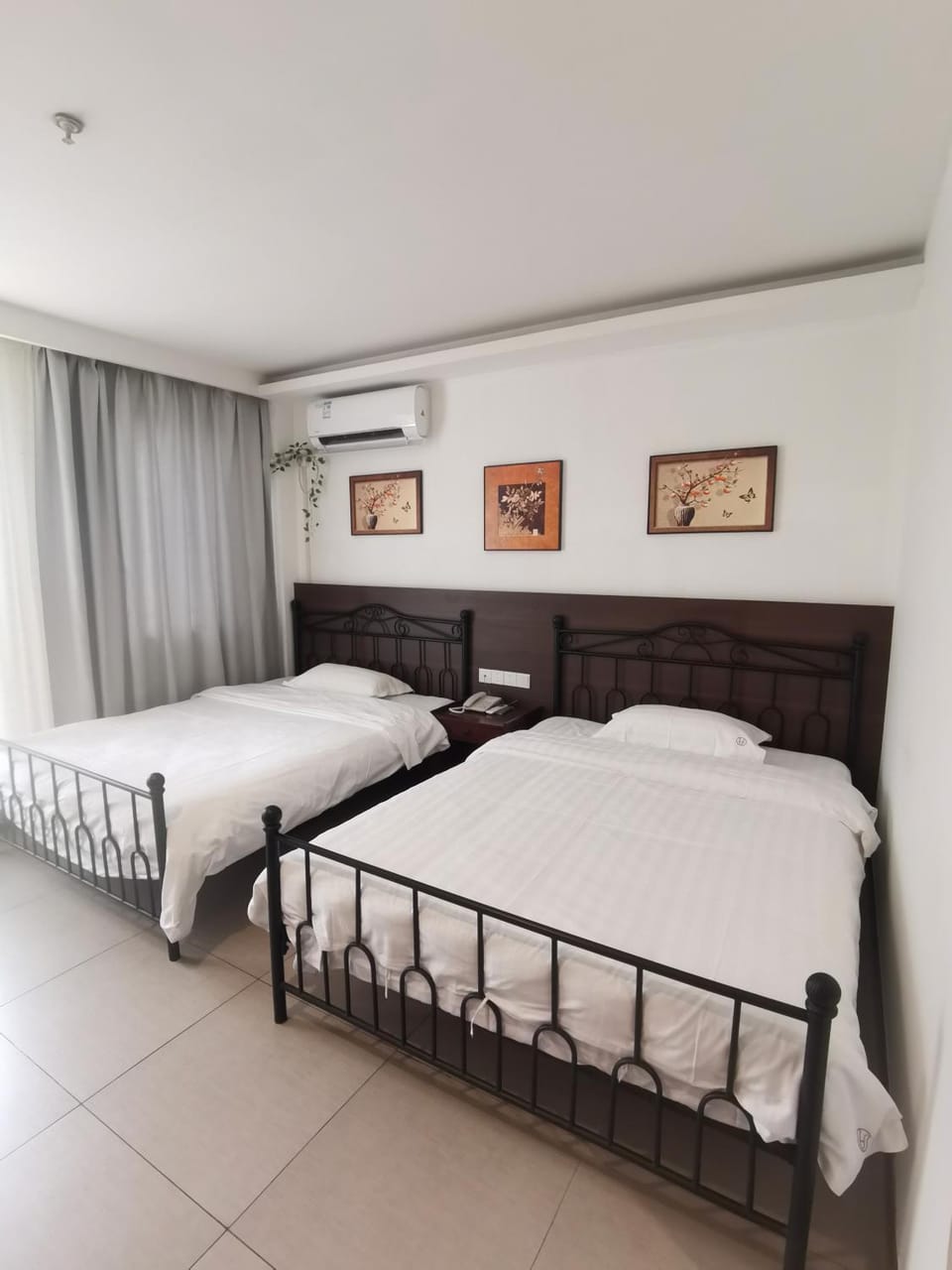 影视青年酒店 Bed and Breakfast in Shanghai