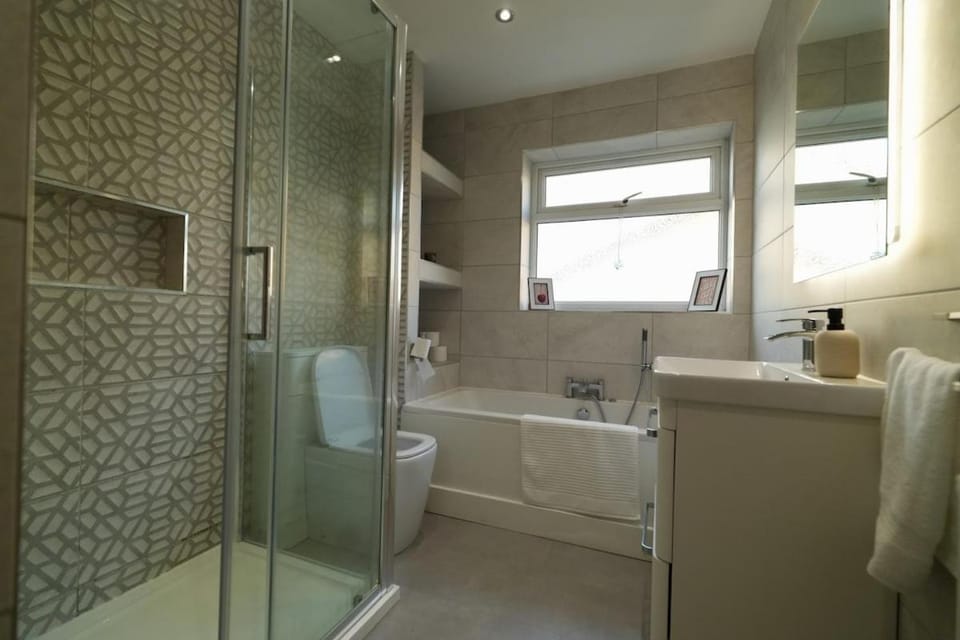 Shower, Bathroom