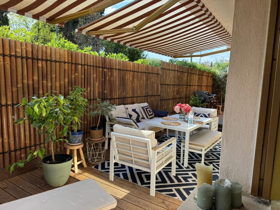 Patio, Balcony/Terrace