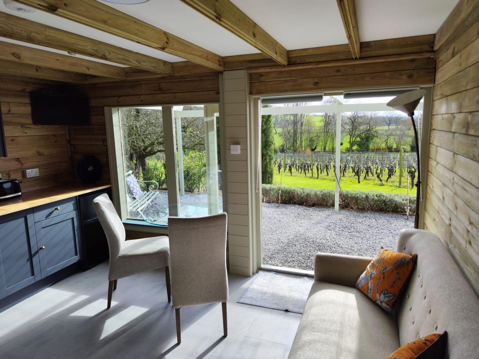 Vineyard Holiday Lodge near Ledbury House in Malvern Hills District