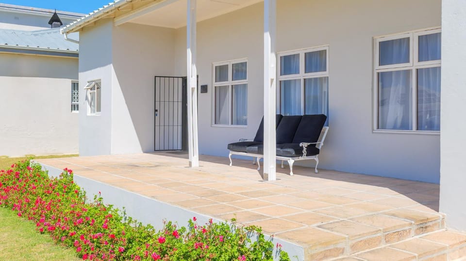 206 On Main House in Western Cape