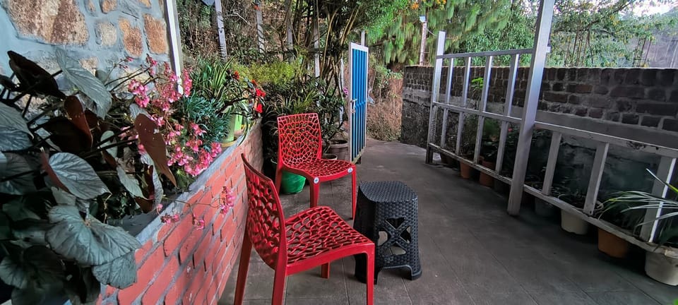 Sunshine Inn House in Kodaikanal