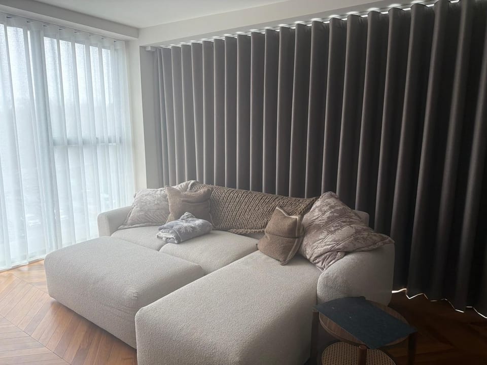 Luxury River View Duplex & Penthouse with Spa in Central Shrewsbury Apartment in Shrewsbury