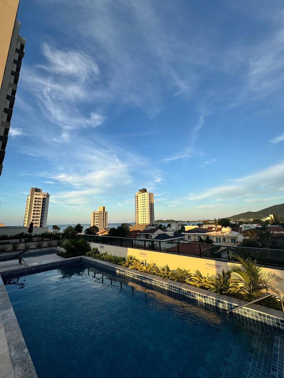 Area and facilities, Swimming pool