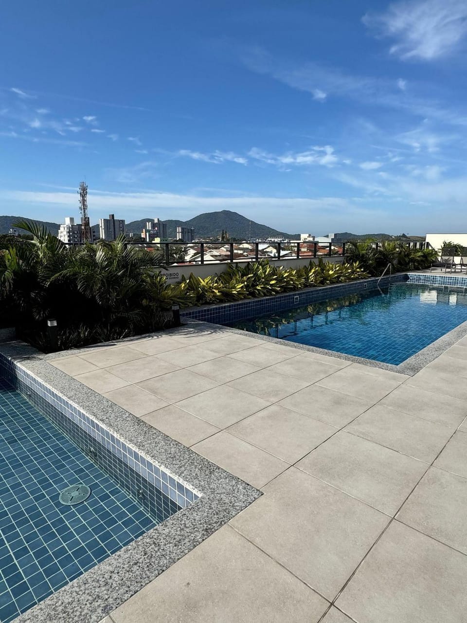 Area and facilities, Swimming pool