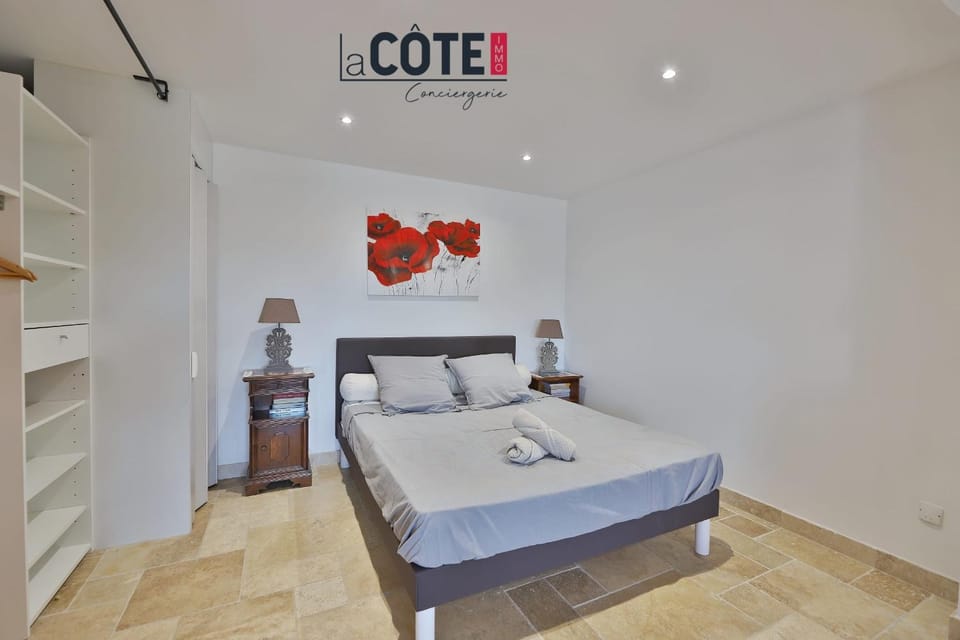 A La Vaquera BIS - Gîte équestre Farm Stay in Provence-Alpes-Côte d'Azur