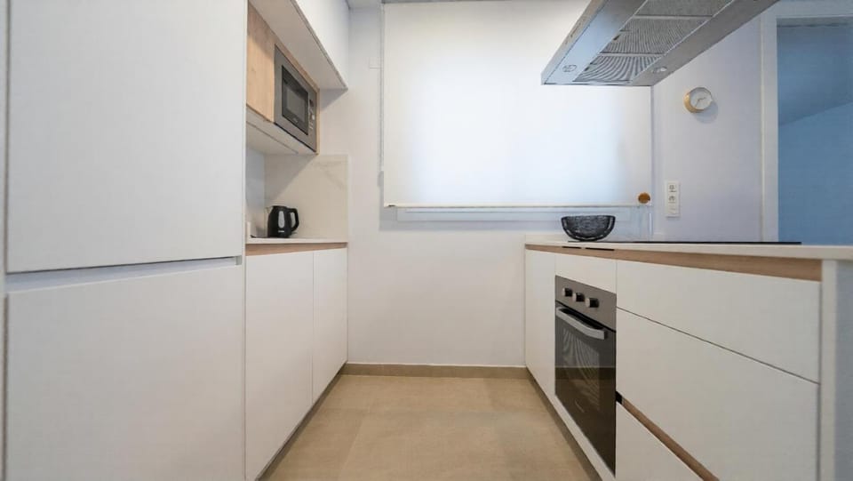 dishwasher, microwave, oven, stove, kitchen