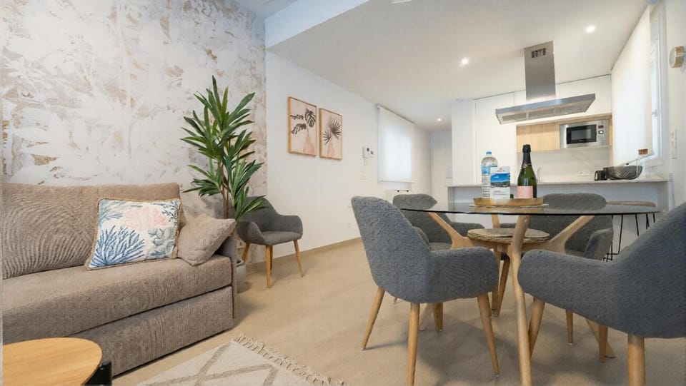 Living room, Seating area, air conditioner