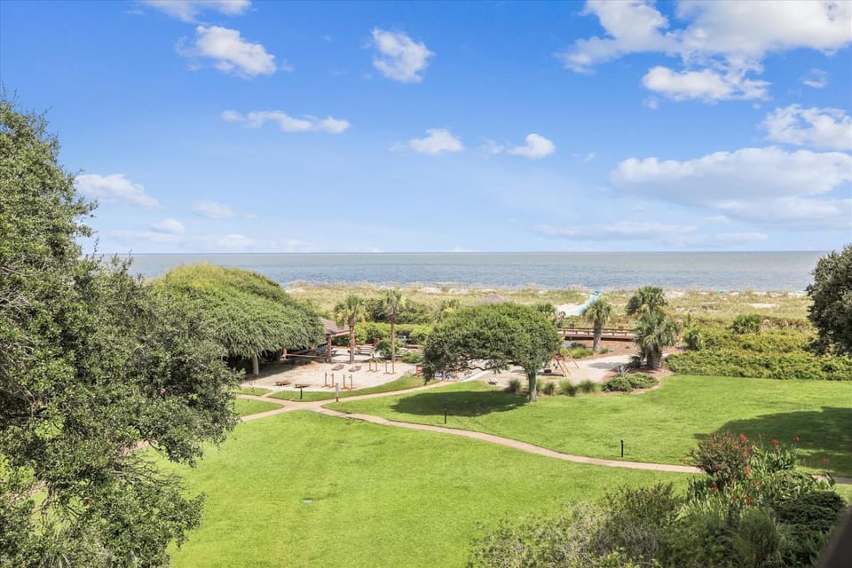 4404 Island Club by Beach Properties of Hilton Head House in Hilton Head Island
