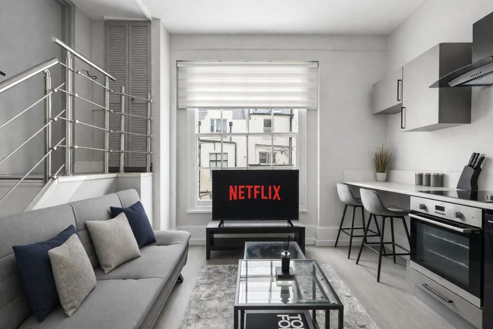 Nebula Hyde Park Apartments by KeyHol Living Apartment in City of Westminster