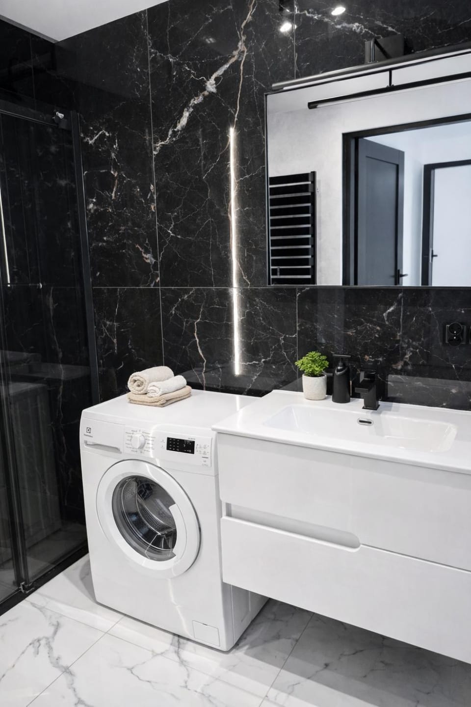 Apartament z widokiem na morze - HoliApart Żeromskiego 6 Apartment in Pomeranian Voivodeship