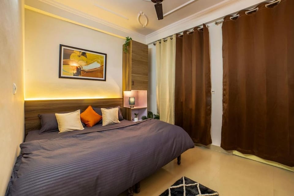 Modern & Peaceful Stay Near IGI Airport Apartment in Delhi