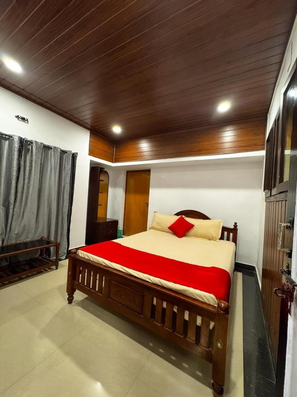 Dharshana Rooms and Cottages House in Munnar