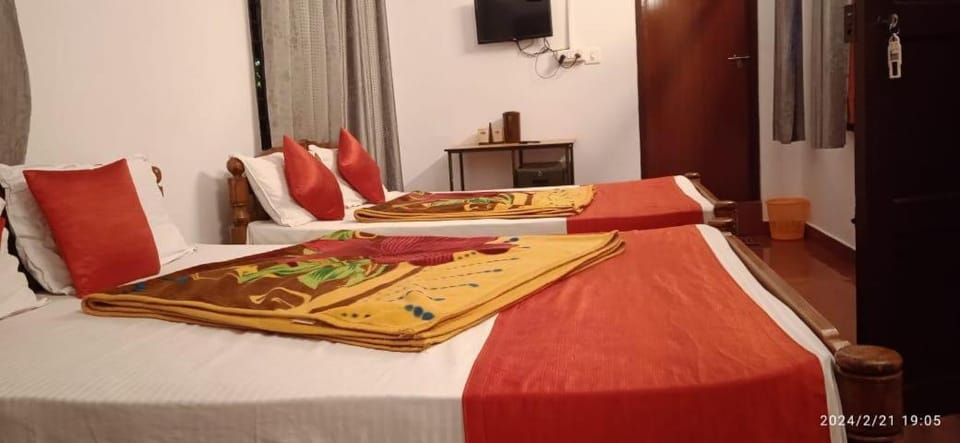 Dharshana Rooms and Cottages House in Munnar