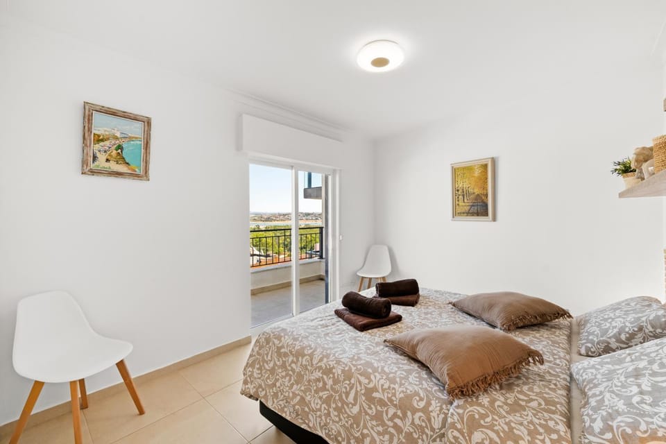 Living room, Bedroom