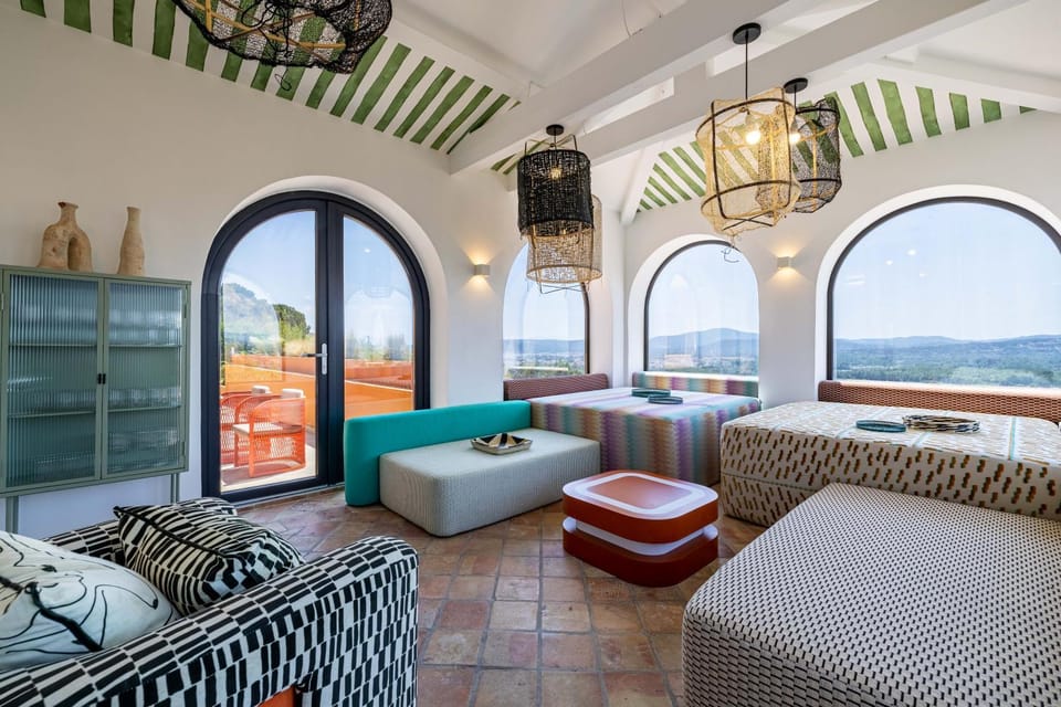 Seating area