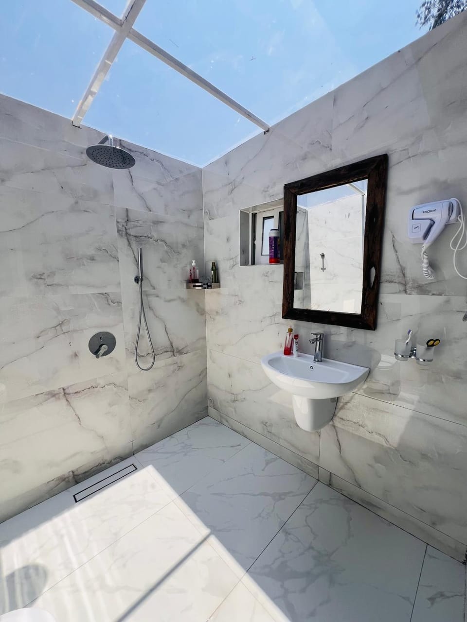 City Retreat Mega Apartment in Arusha
