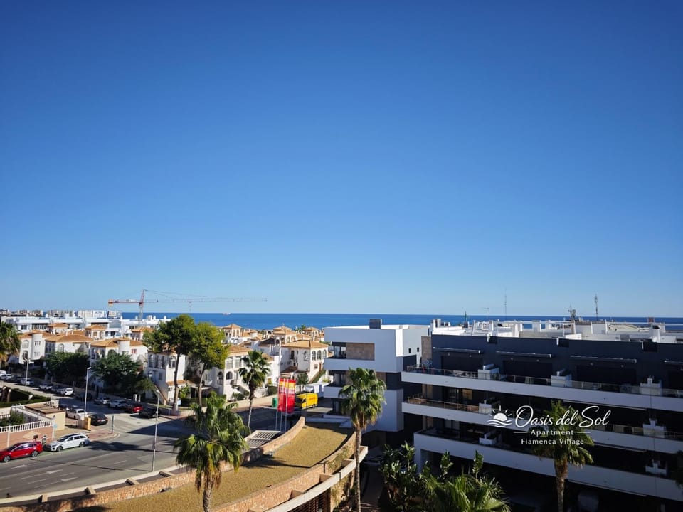 Oasis del Sol Apartament, Penthouse, Flamenca Village Apartment in Vega Baja del Segura
