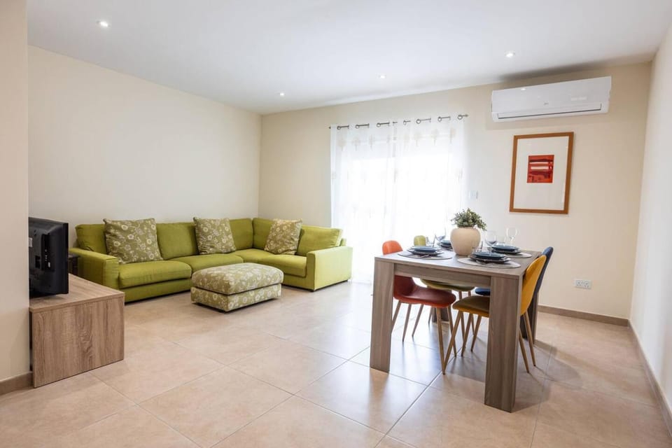 Bright Ground Floor Apartment in Mellieha Apartment in Malta
