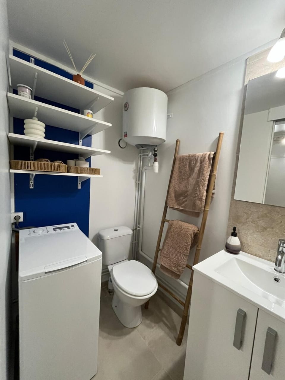 Toilet, Bathroom