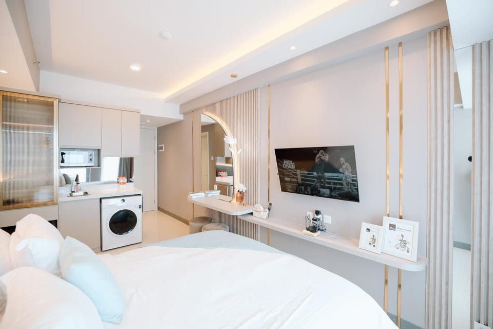 Era at Benson Pakuwon Mall by Yoonah property Apartment in Surabaya
