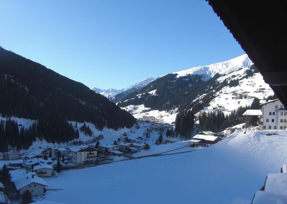 Natural landscape, Winter, Hiking, Mountain view
